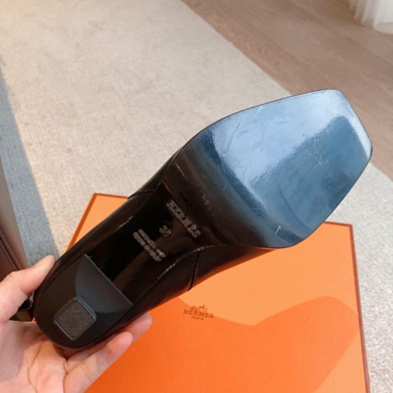 Hermès Gill 75 ankle boots.