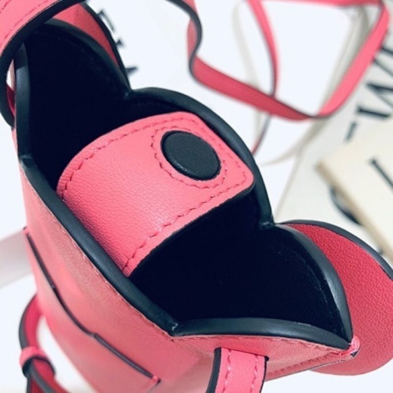 Loewe Elephant Pocket bag in a bright pink