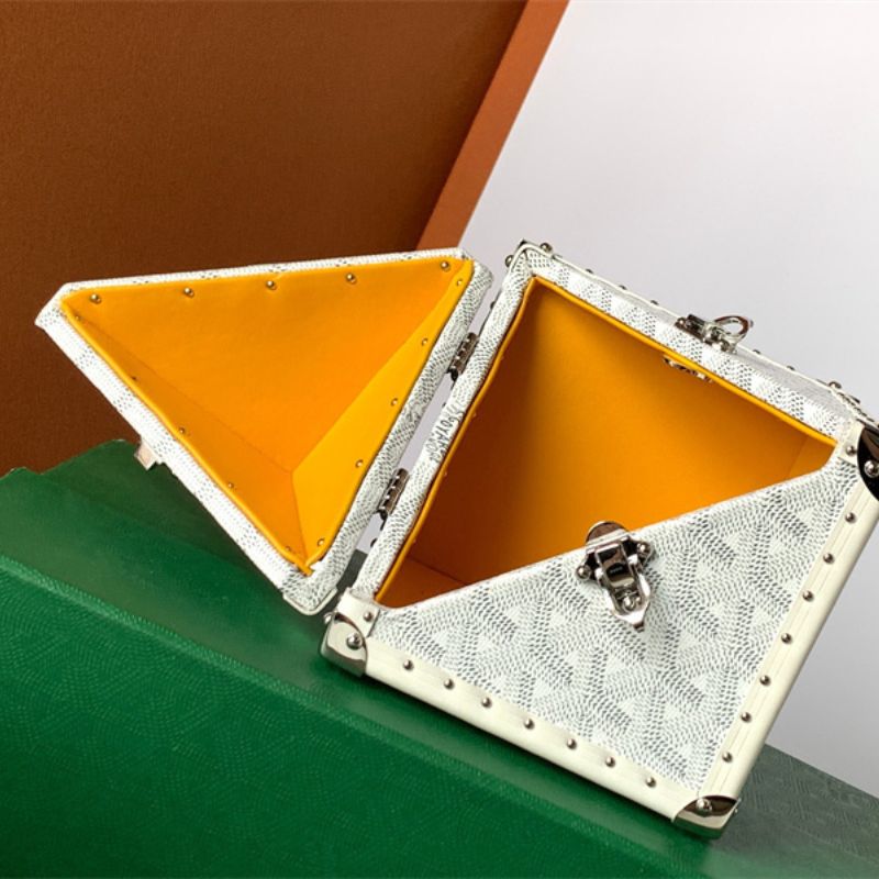 Goyard Dé Trunk Bag in the White