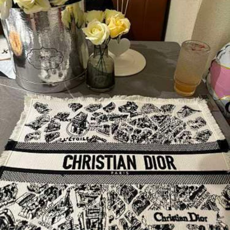 Dior Maison’s Plan de Paris collection,