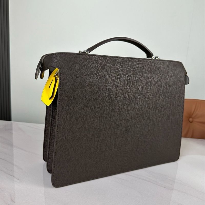 Fendi Medium Peekaboo ISeeU Bag