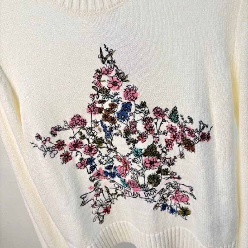 Christian Dior embroidered sweater in white cashmere knit