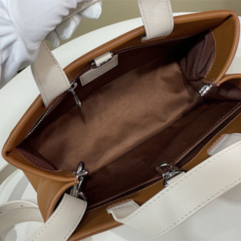 Louis Vuitton Shopper Tote MM