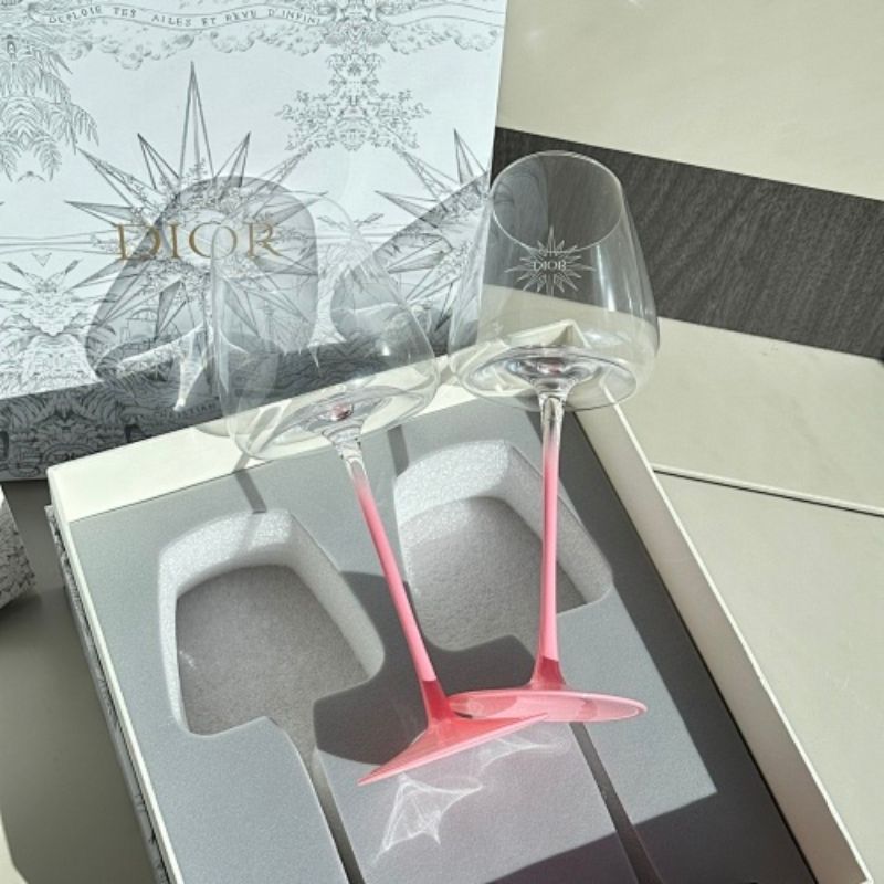 Christian Dior Hexagram crystal wine glasses,