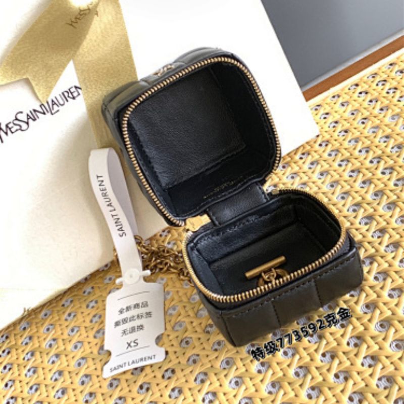 Saint Laurent Cassandre Matelassé Carré Mini Cube