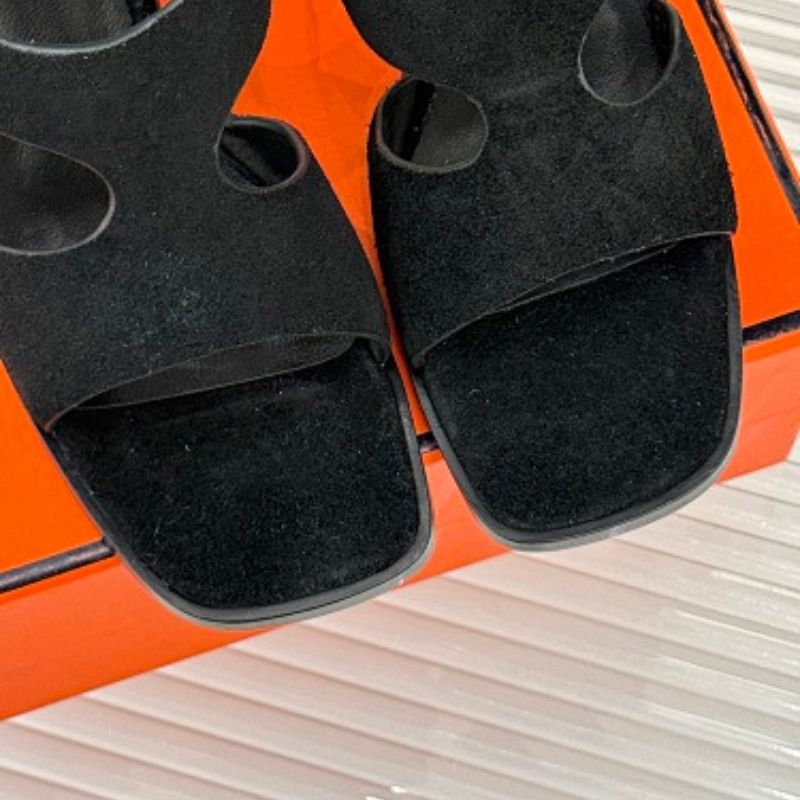 Hermès Kalya 100 Sandals.