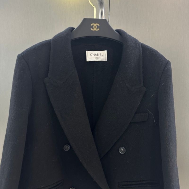 Chanel Black double-breasted blazer with feather cuffs