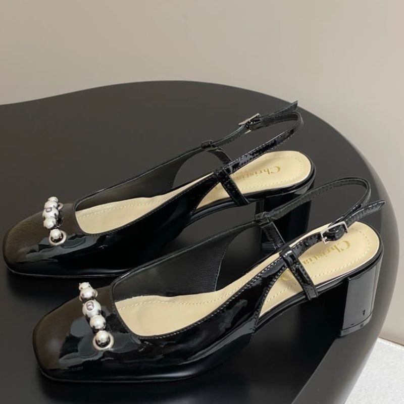 Dior black patent leather slingback pumps