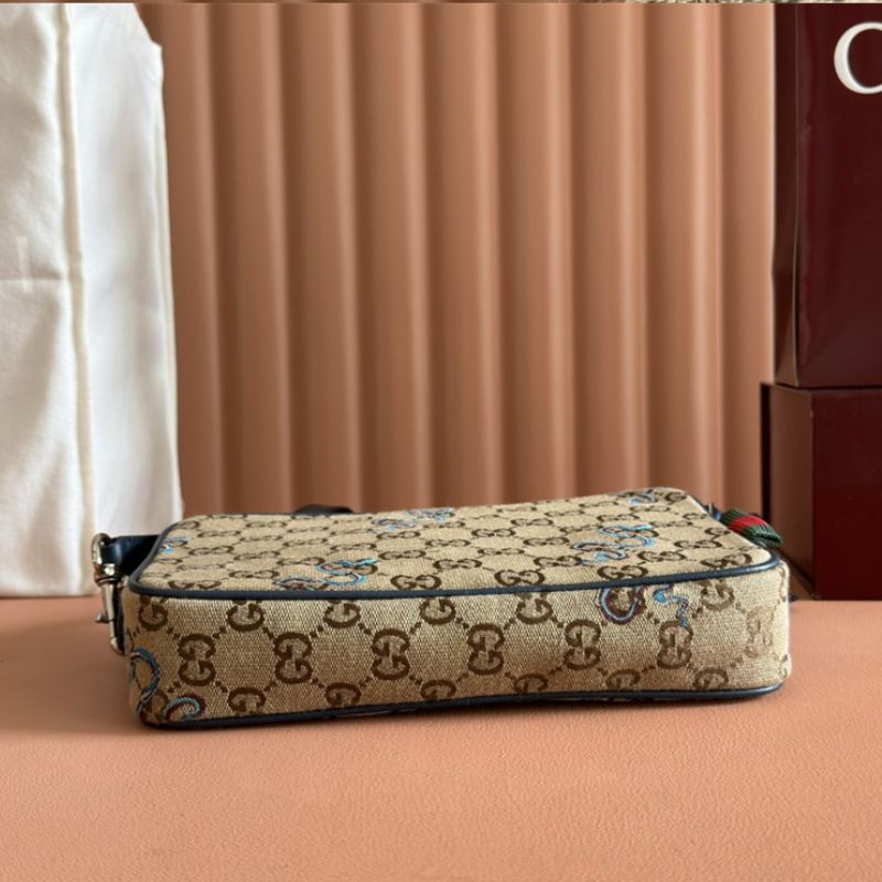 Gucci Ophidia Small Camera Kingsnake print Bag
