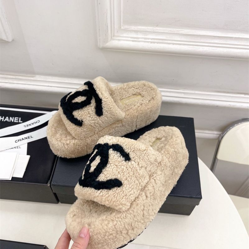 Chanel fuzzy slides