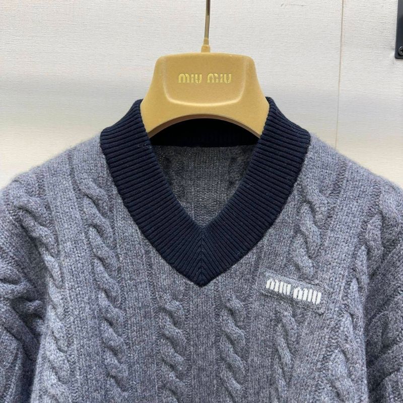 Miu Miu Logo-Embroidered Cable-Knit Sweater