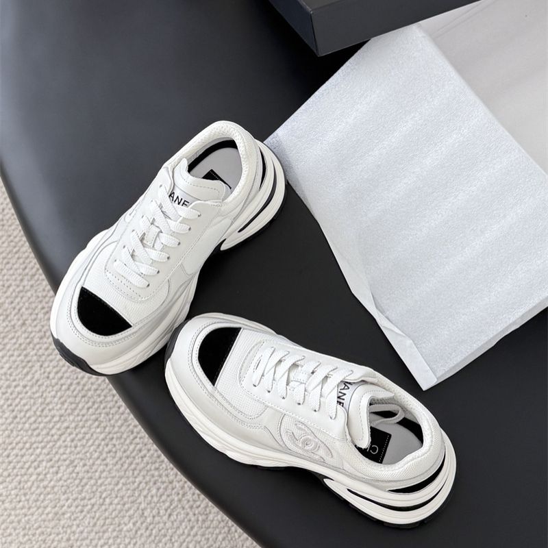CHANEL Low-top Trainer Sneakers