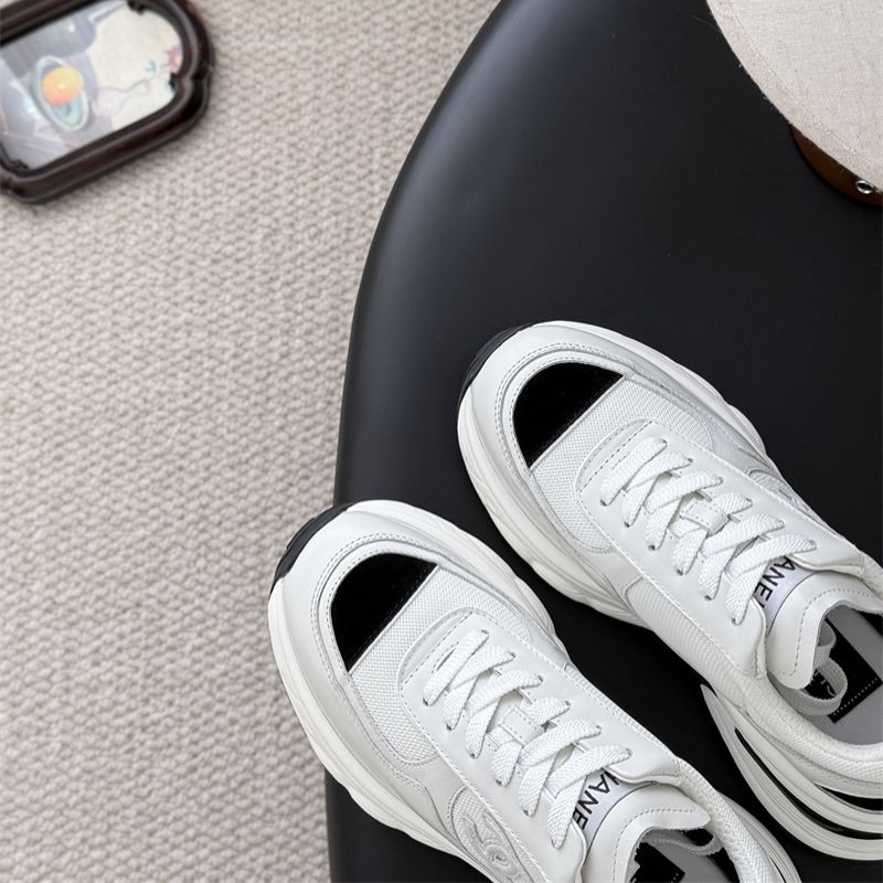CHANEL Low-top Trainer Sneakers