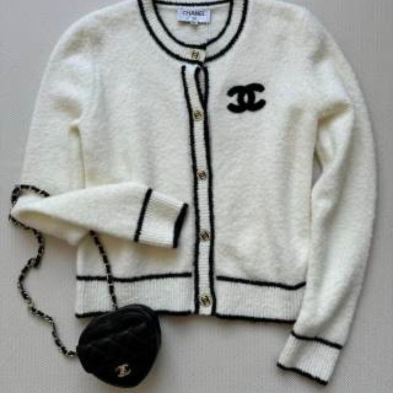 Winter Round Neck Long Sleeve Cardigan