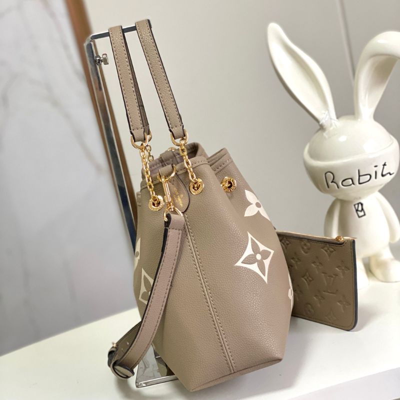 LV Summer Bundle Leather Bag