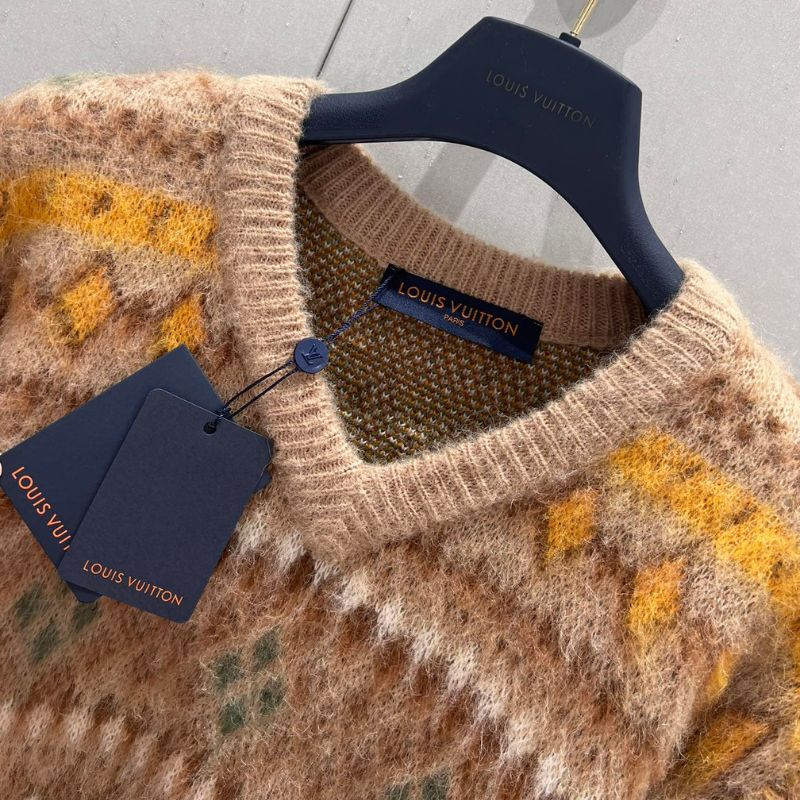Louis Vuitton Jacquard Pattern Long-Sleeved V-Neck Cashmere Sweater