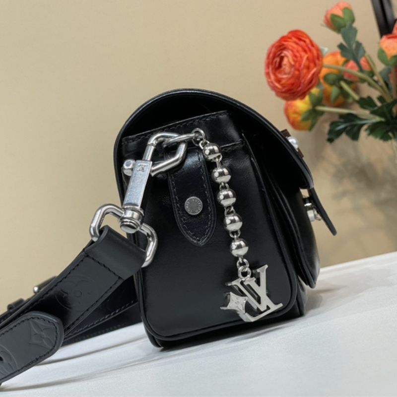 Louis Vuitton Cargo Wearable Wallet Bag