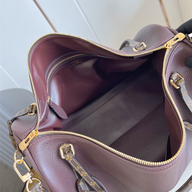 Louis Vuitton Tote Leather Bag