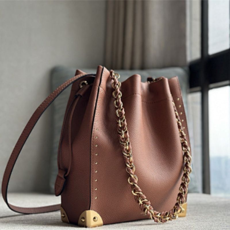 Louis Vuitton Noé Trunk in Tan