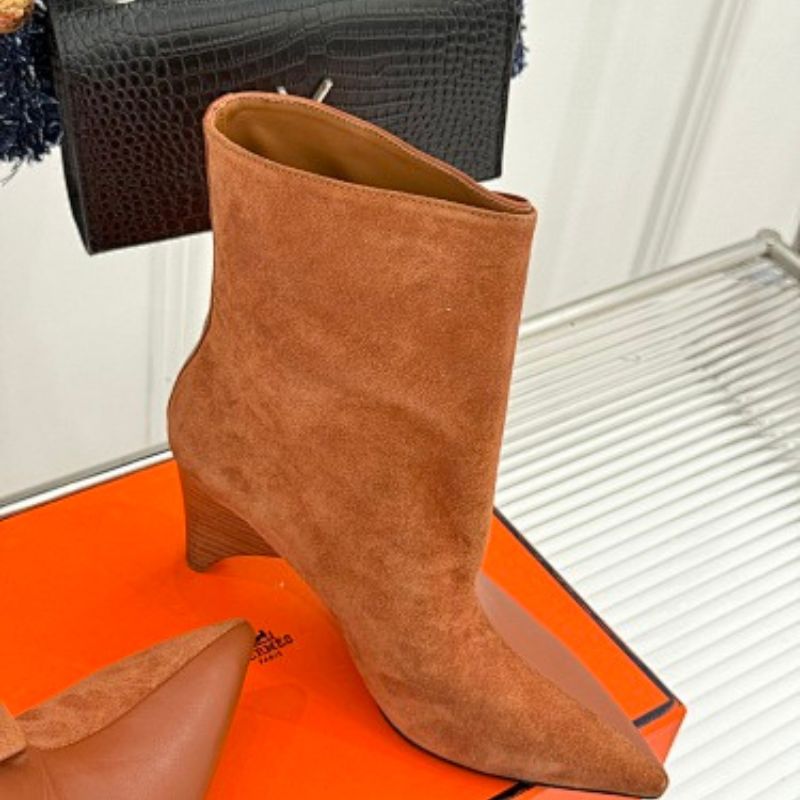 Hermès Hanae 85 ankle boots in a rich bronze-brown
