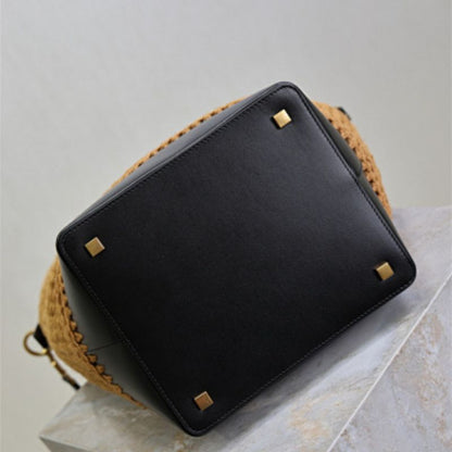 Saint Laurent Le 37 bucket bag,