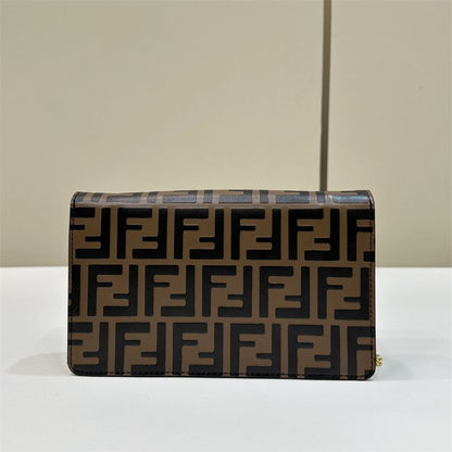 Fendi FF Diamonds Wallet On Chain