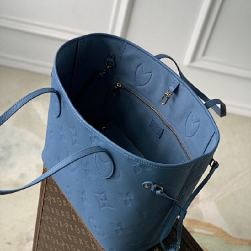 Louis Vuitton Neverfull MM tote bag in the Blue Jean