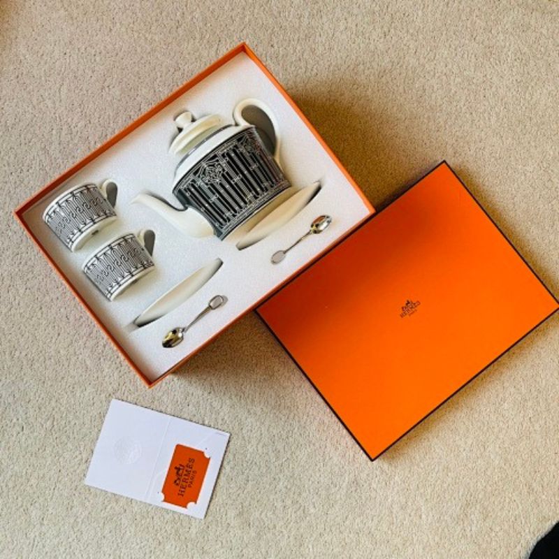 H Deco Tea Service from Hermès.