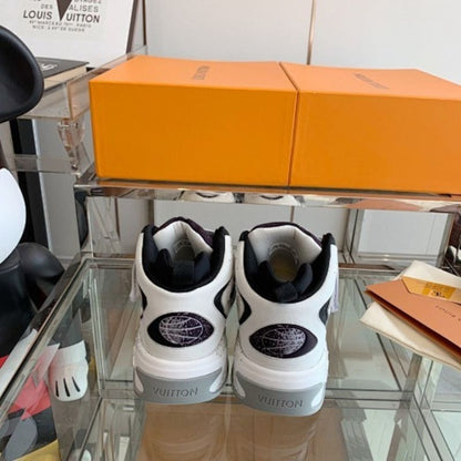 Louis Vuitton Trainer 2 sneakers in the white, black