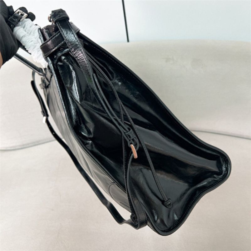 Prada Bonnie Extra-large Leather Handbag in black.