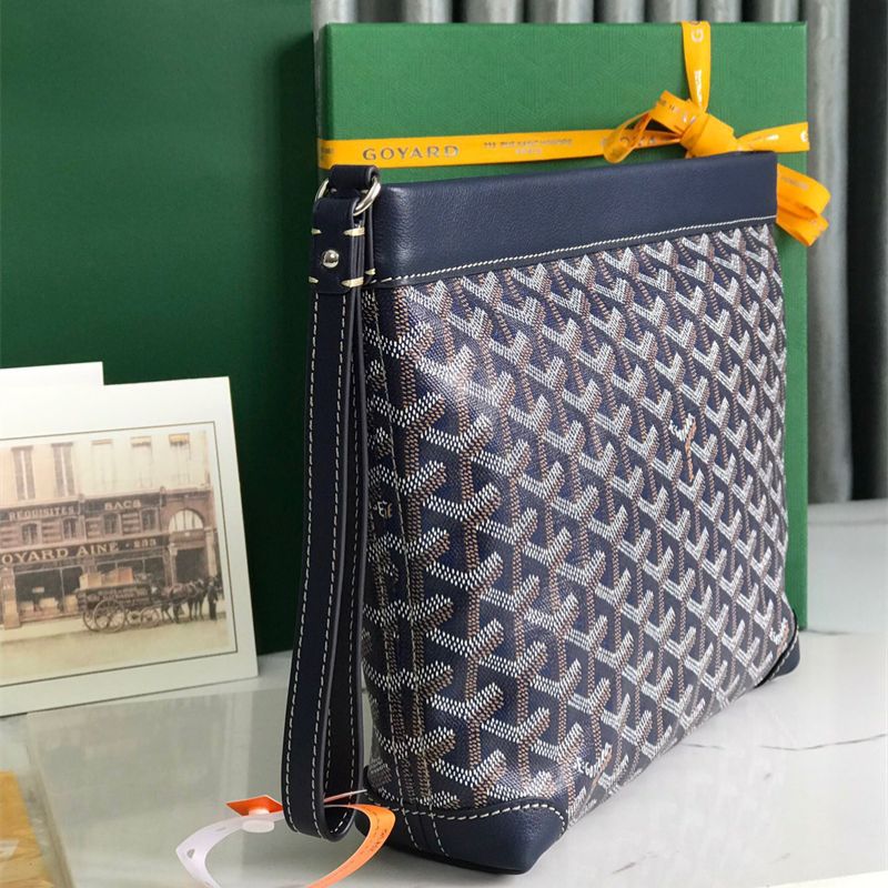 Goyard Conti pouch in the navy blue