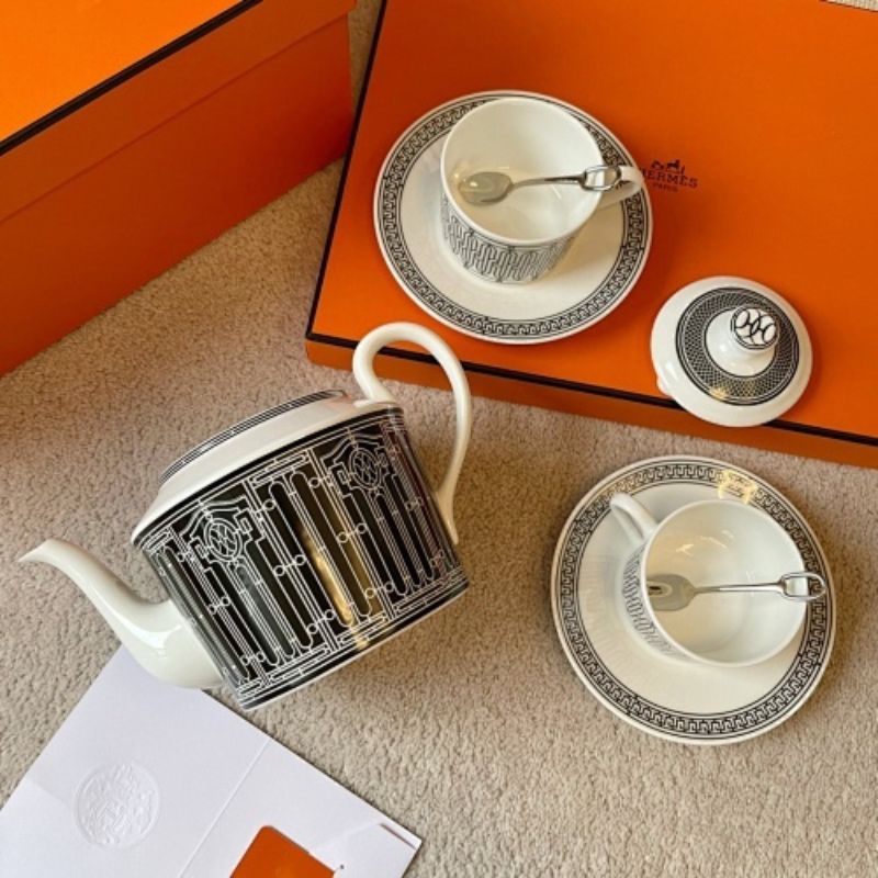 H Deco Tea Service from Hermès.