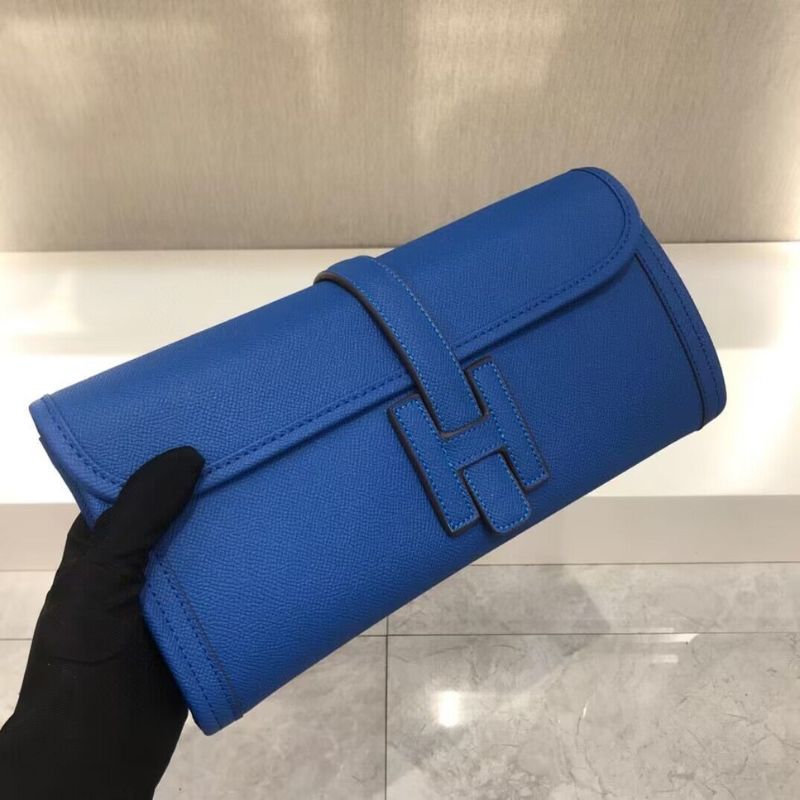 Hermès Jige Elan 29 clutch bags.