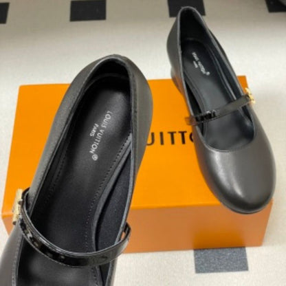 Louis Vuitton Darling Ballerinas in black.