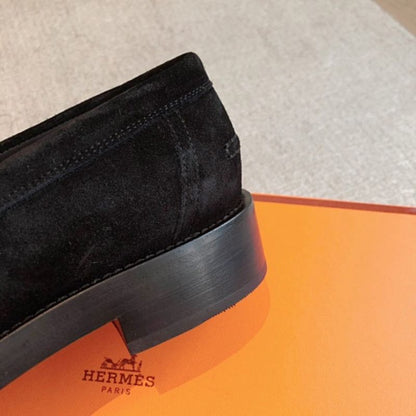 Hermès Dauphine Loafers in noir (black) suede,