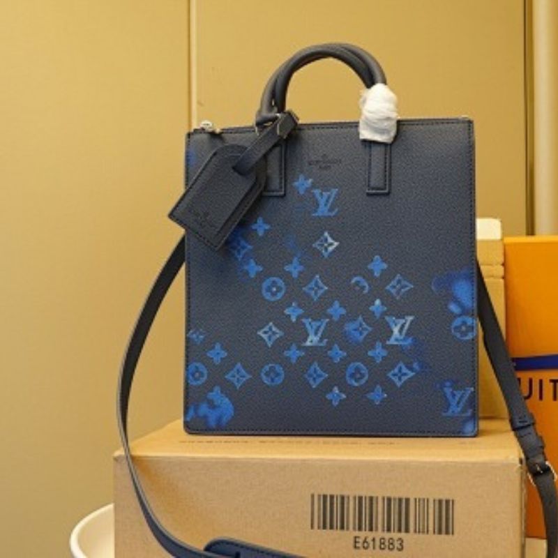 Louis Vuitton Sac Plat Zippé in the Blue Ink Watercolor Monogram finish.