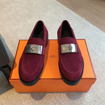 Hermès Dauphine Loafers in burgundy/bordeaux suede,