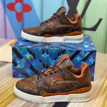 Louis Vuitton Trainer Low 'Monogram - Ebene