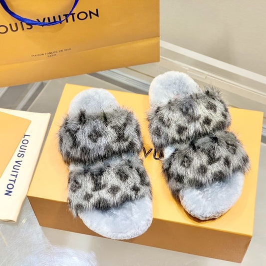 Louis Vuitton Mink Fur Bom Dia Slipper