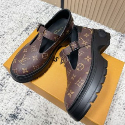 Louis Vuitton LV Squad Mary Jane sneakers