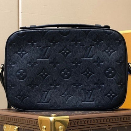 Louis Vuitton Saintonge handbag