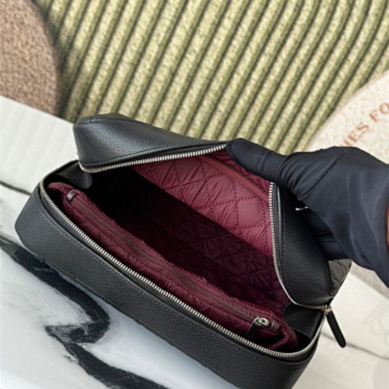 Chanel Classic Zipped Case & cosmetic pouch or travel vanity