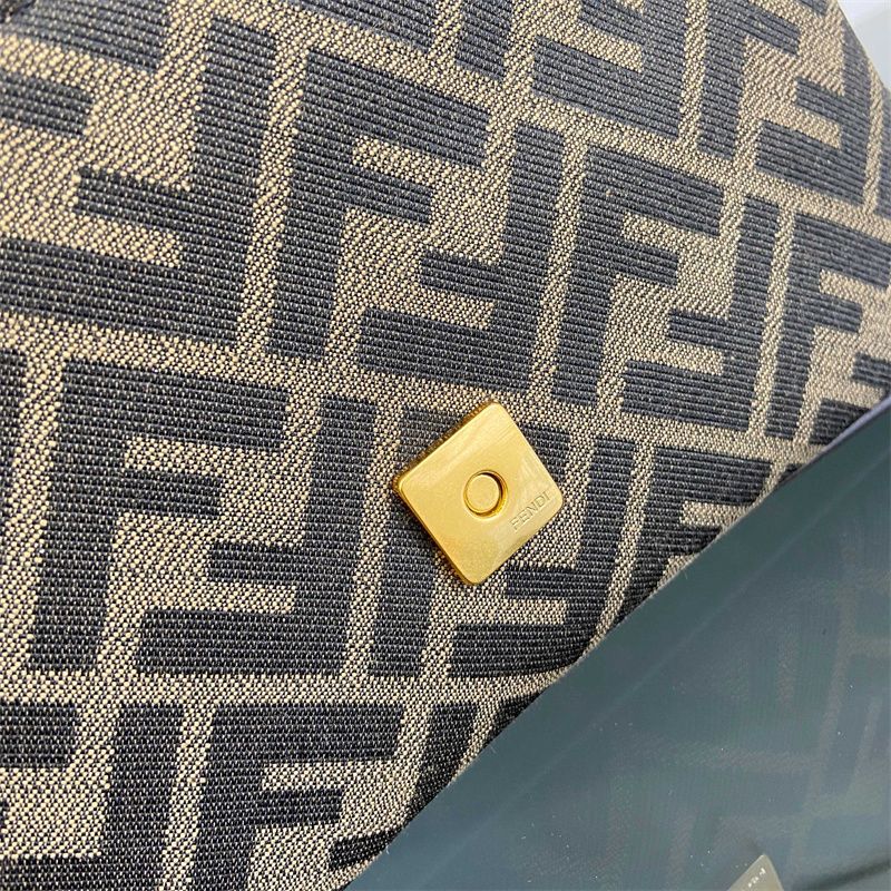 Fendi Baguette Chain Midi Bag