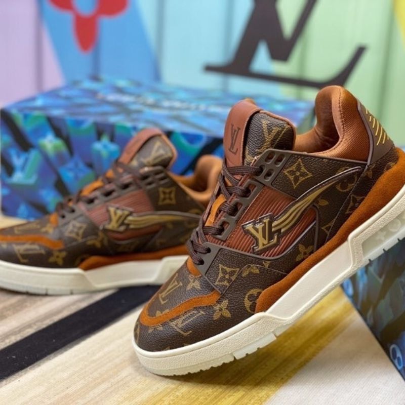Louis Vuitton Trainer Low 'Monogram - Ebene
