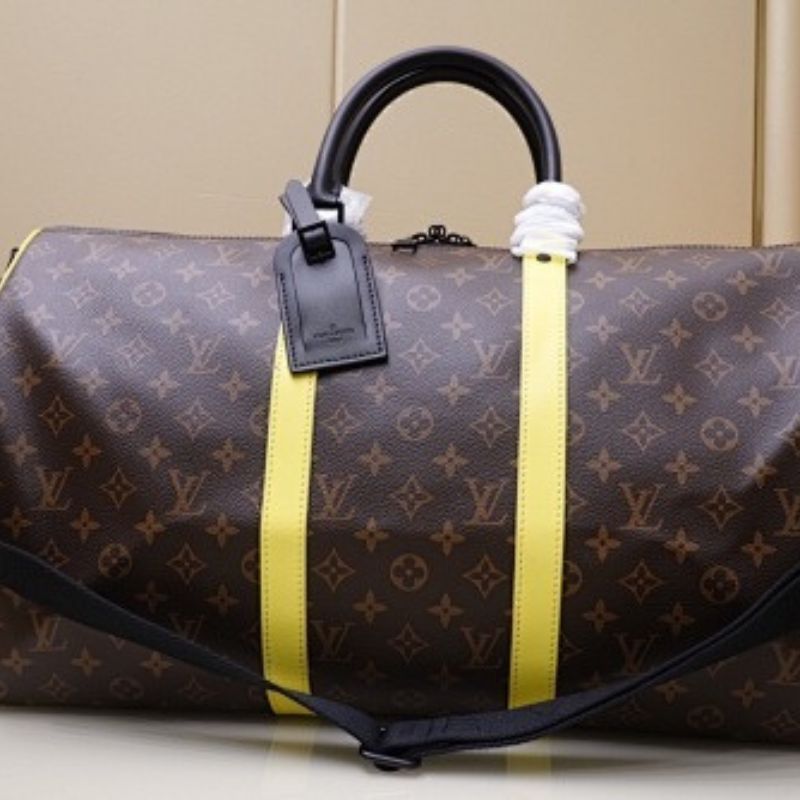 Louis Vuitton Keepall Bandoulière 50 in Monogram Macassar.