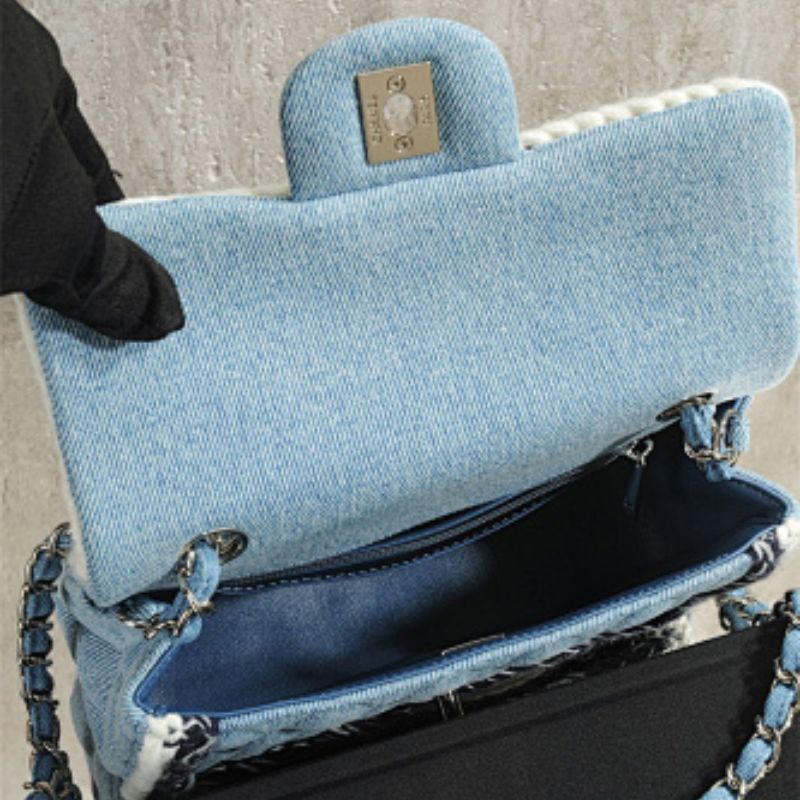 Chanel Mini Square caviar leather mini Flap Bag