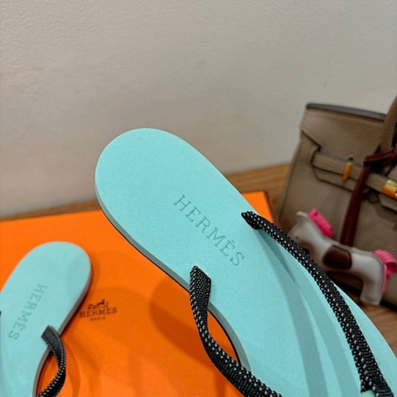 Hermès Kala Nera Sandals in a mint green and black