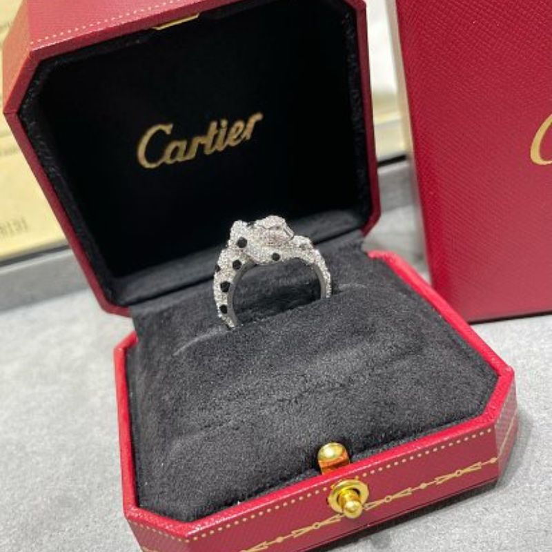Panthère de Cartier Ring