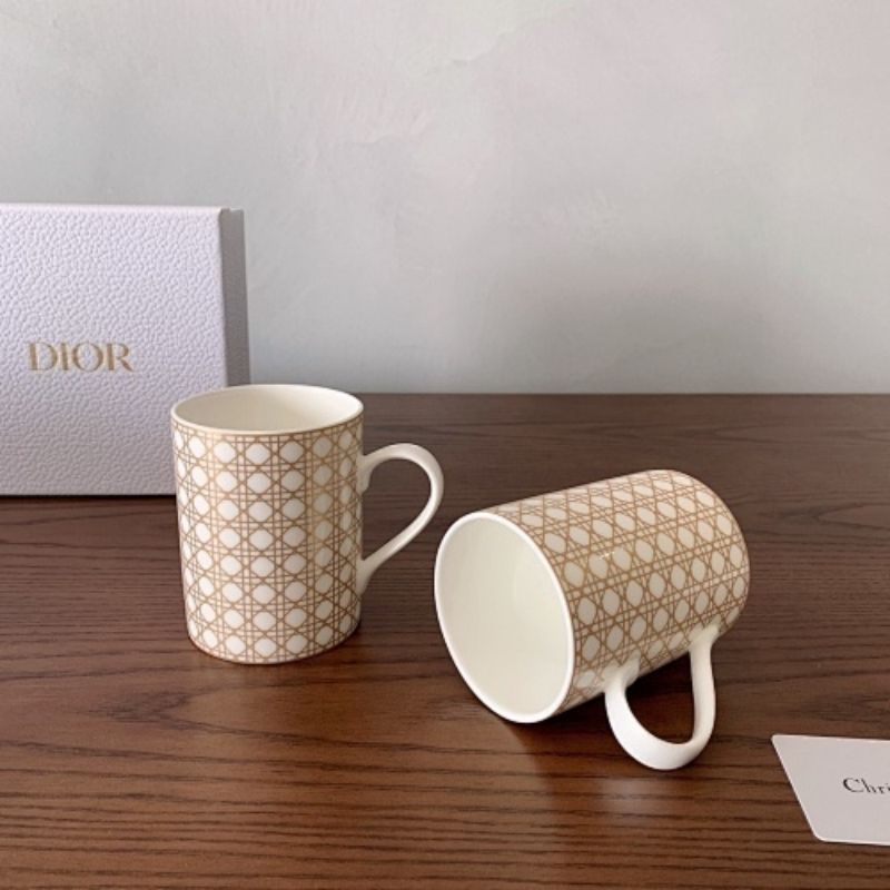 Dior's Maison collection Cannage Montaigne Mugs