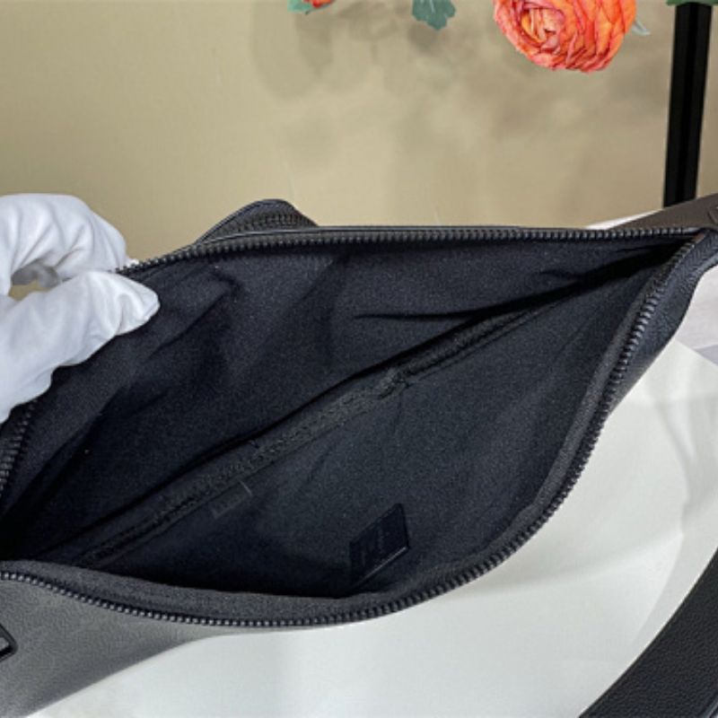 Louis Vuitton Duo Slingbag